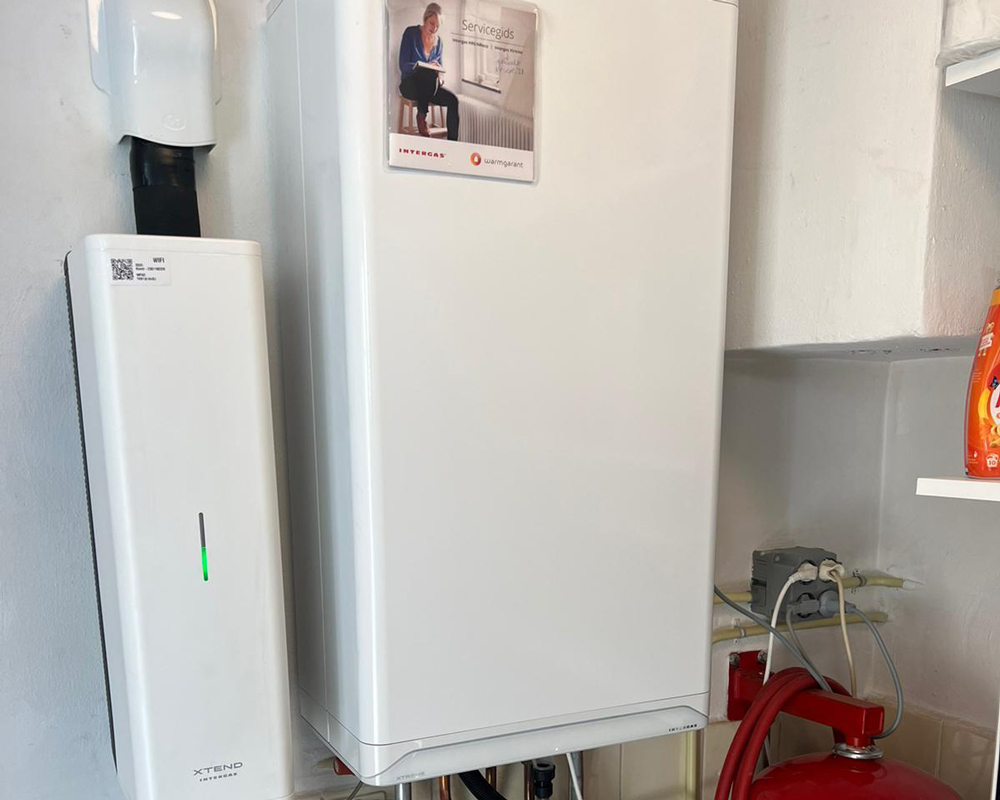 Warmtepomp geïnstalleerd — Hybride systeem, door PvdB Klimaattechniek